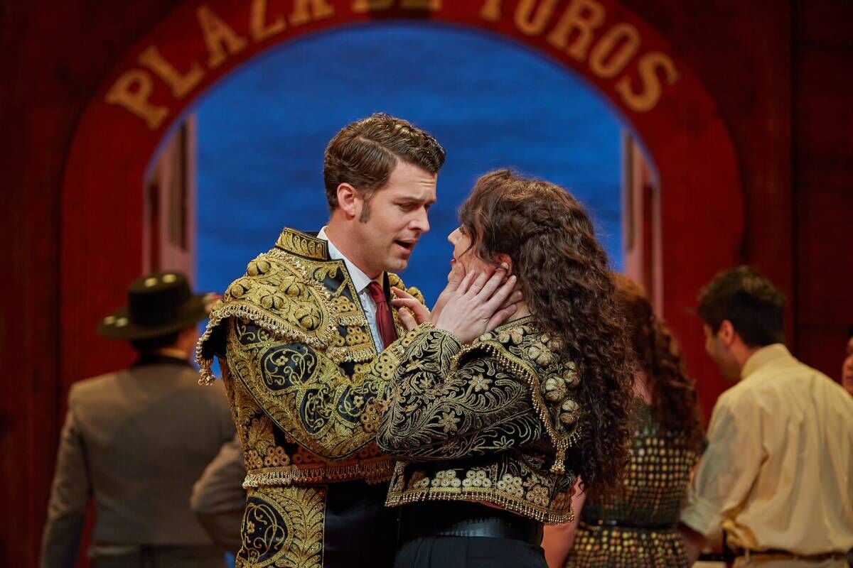 carmen22-3.jpg